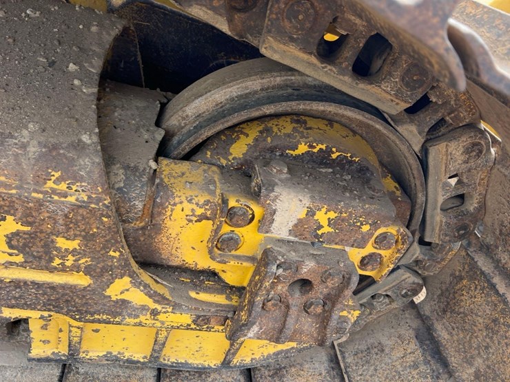 2018-komatsu-d51px-24-image-20