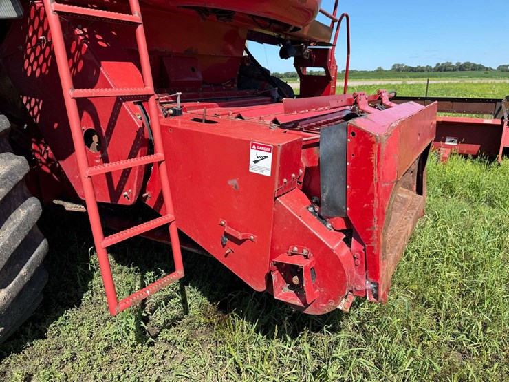 1997-case-ih-2388-image-33