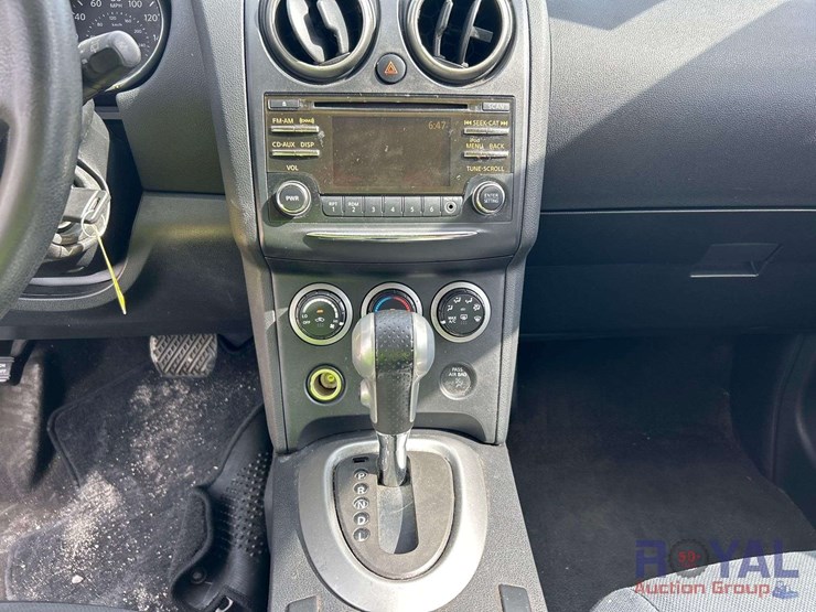 2013-nissan-rogue-image-16