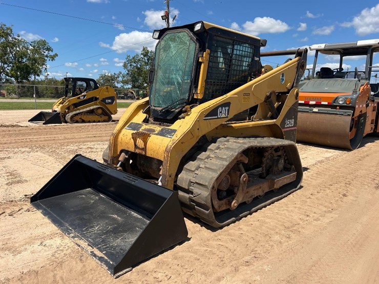 2006-caterpillar-252b-image-8
