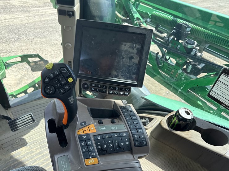 2018-john-deere-r4038-image-47