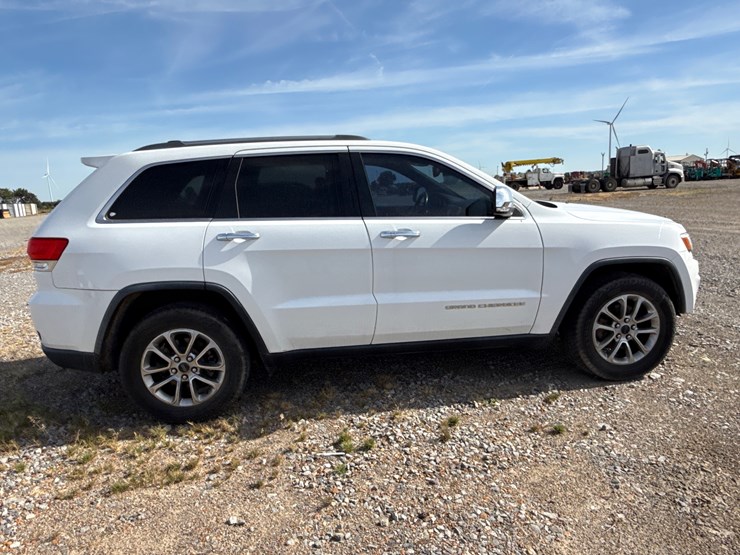 2015-jeep-grand-cherokee-image-8
