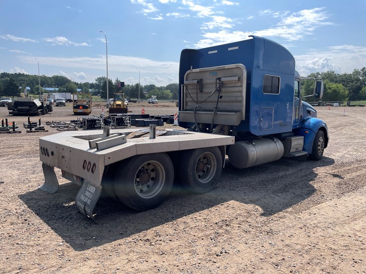 #2108-•-2012-peterbilt-truck-tractor-(has-mn-title-in-delay)-image-6