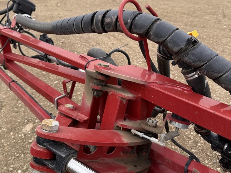 2020-case-ih-patriot-4440-image-25