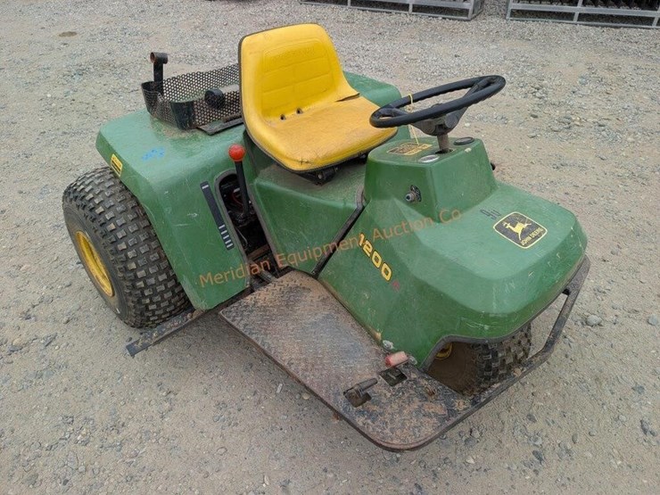 john-deere-1200-image-2