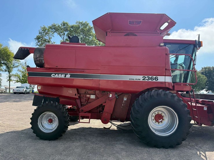1998-case-ih-2366-image-9