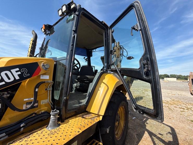 #160-•-#27079-•-caterpillar-f20f-2-4x4-backhoe-loader-image-37