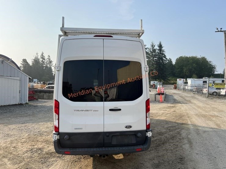 2016-ford-transit-image-4