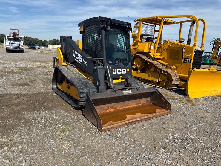 jcb-320t-image-2