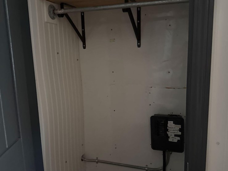 1995-pace-american-8'-x-48'-gooseneck-bunkhouse-tl-image-23