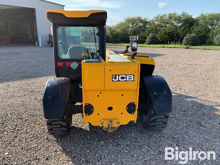 2017-jcb-525-60-image-6