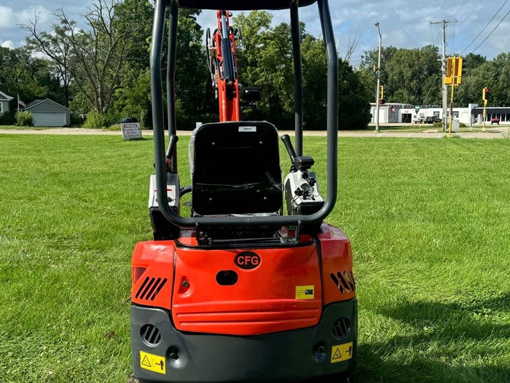 2025-industrial-qk20r-mini-excavator-...-unused-image-13