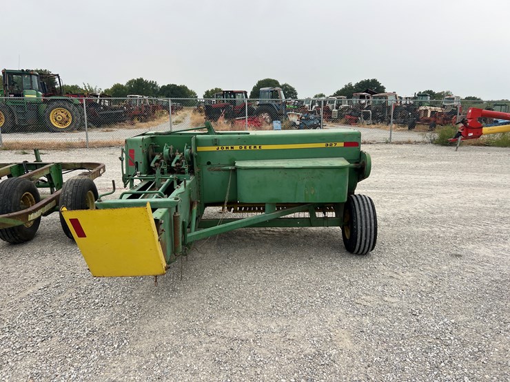 john-deere-327-image-5