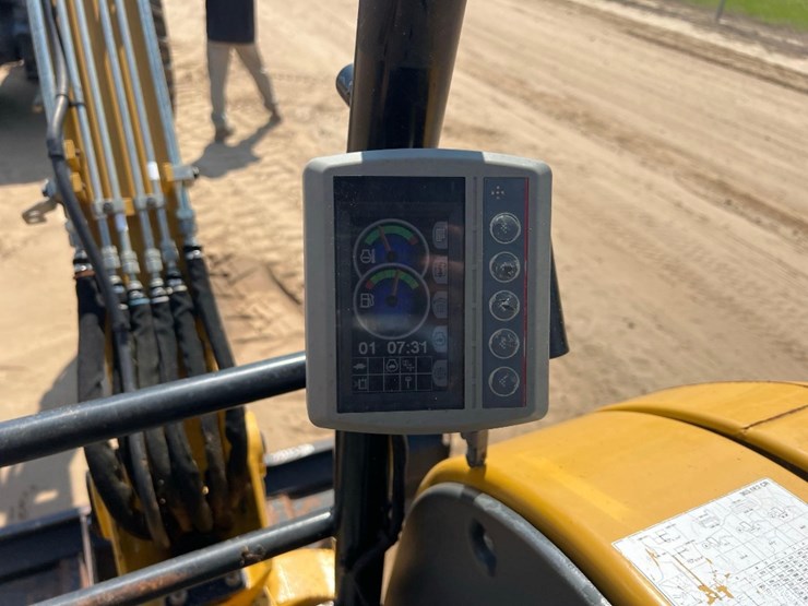 2016-caterpillar-303.5e2-cr-image-29