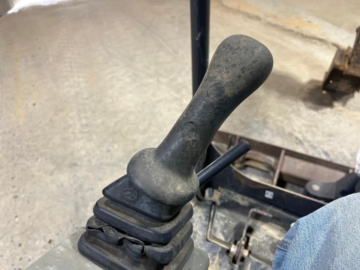 2016-bobcat-e20-image-31