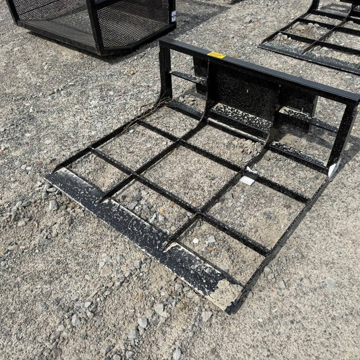 #230 • #26293 • Unused GIYI Mini Skid Steer Land Leveler PDQ2507180