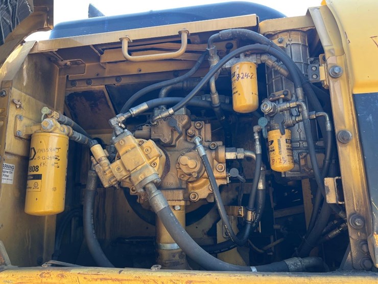 2007-caterpillar-330dl-image-28