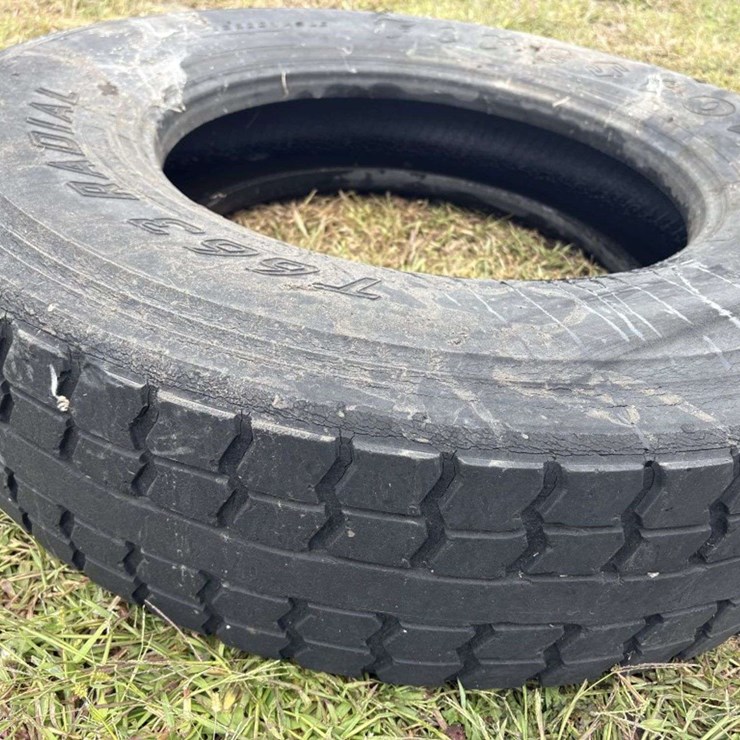 (1) Firestone T663 11R22.5 Tire, used