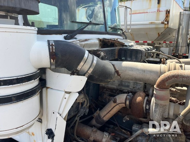 1995-mack-rd600gk-image-70