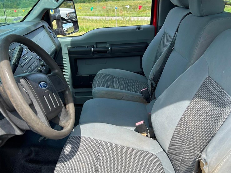 2016-ford-f350-image-17