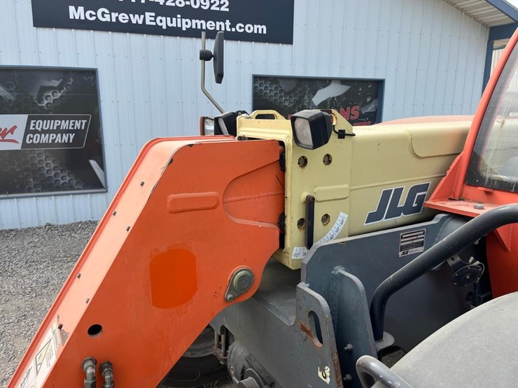 2008-jlg-g6-23a-image-12