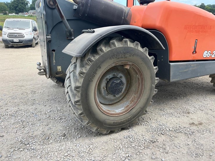 2008-jlg-g6-23a-image-16