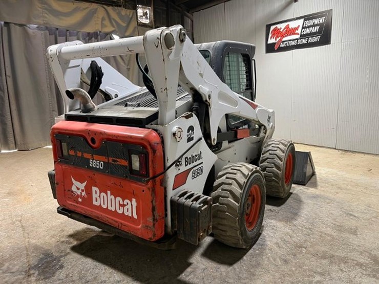 2019-bobcat-s850-image-5