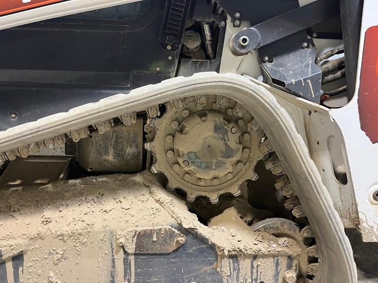 2022-bobcat-t66-image-14