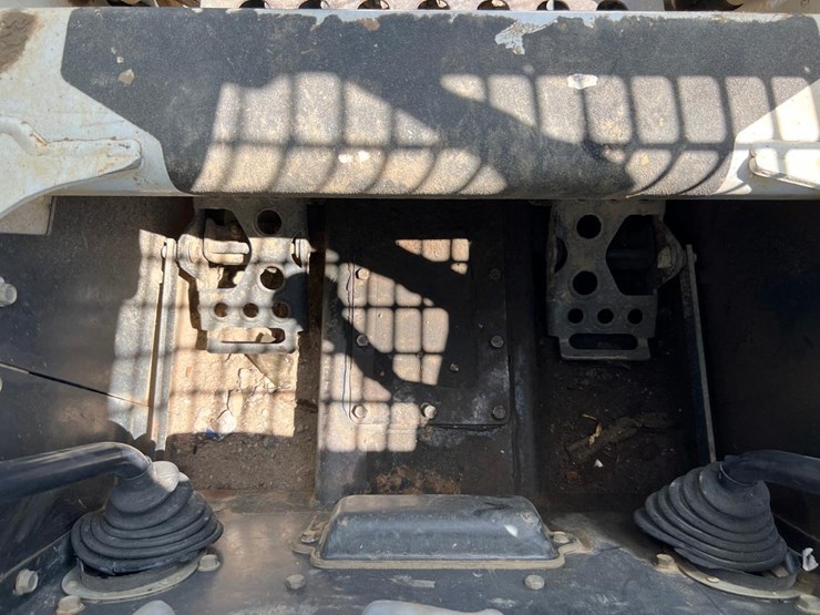 bobcat-s250-image-25