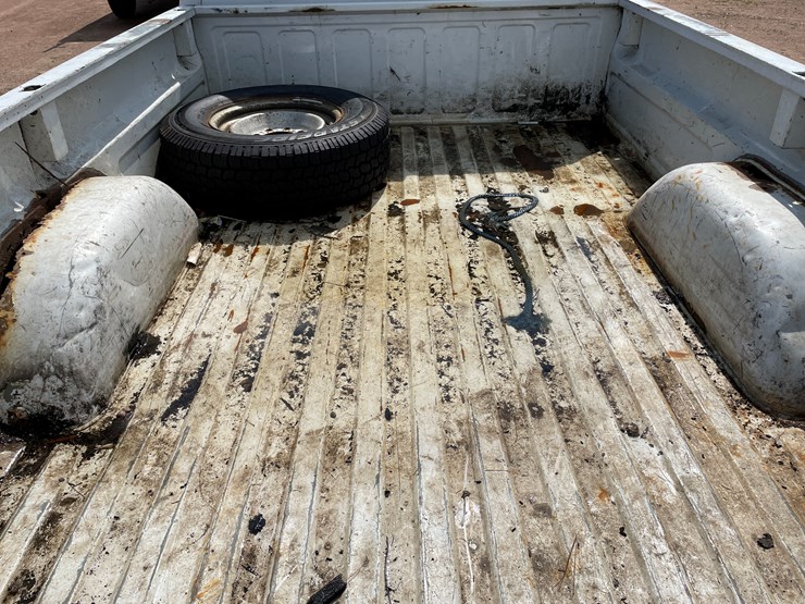 #4734-•-2000-chevy-3500-pickup-(has-wi-title)-image-20