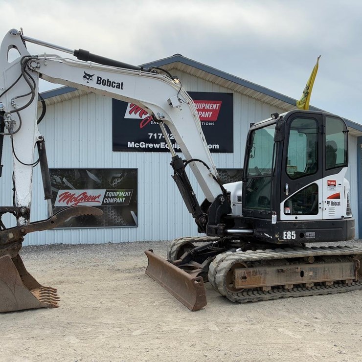 2017 BOBCAT E85
