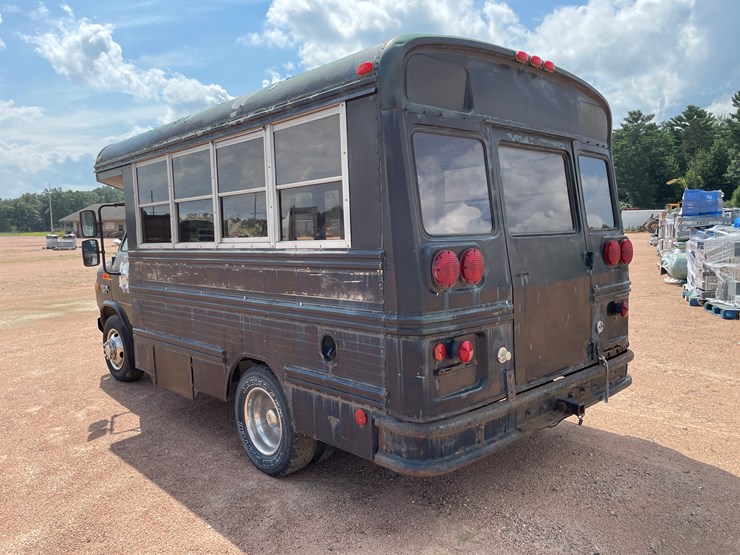 #4735-•-1990-chevy-van-30-short-bus-(wi-title-in-delay)-image-7