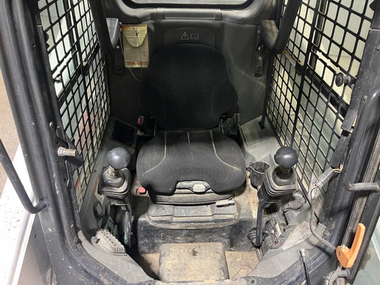 2018-bobcat-s650-image-17