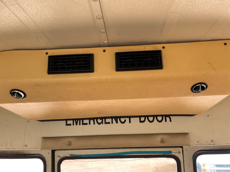#4735-•-1990-chevy-van-30-short-bus-(wi-title-in-delay)-image-28