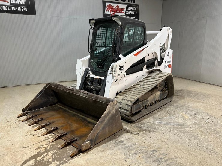 2021-bobcat-t770-image-2