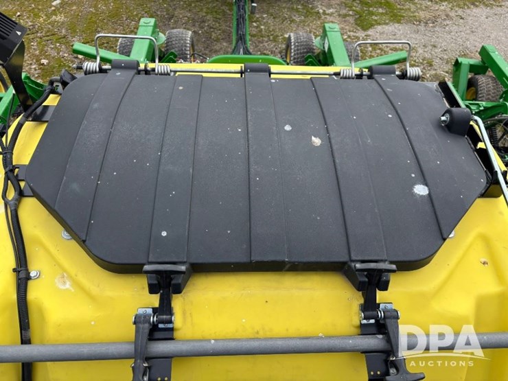 2022-john-deere-n530c-image-40