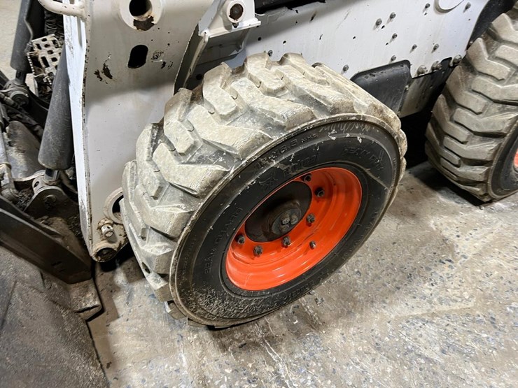 2020-bobcat-s770-image-13