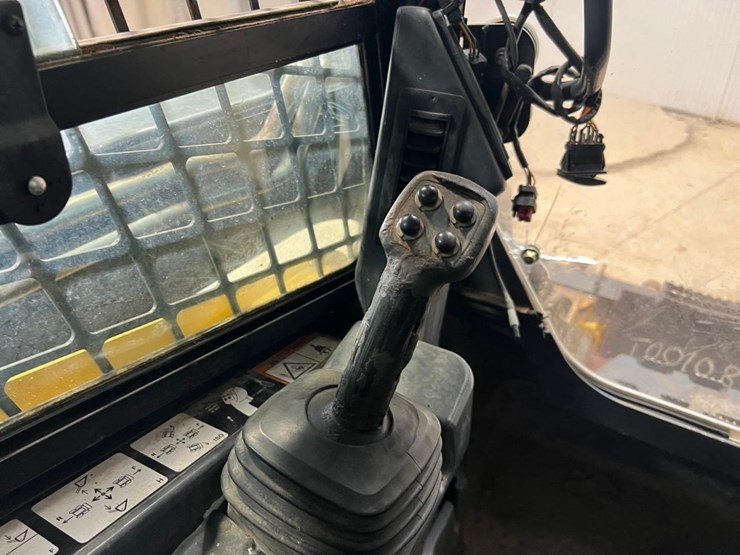 deere-333e-image-25