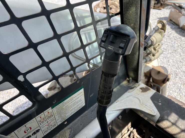 bobcat-s250-image-24