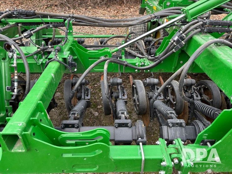 2022-john-deere-n530c-image-58
