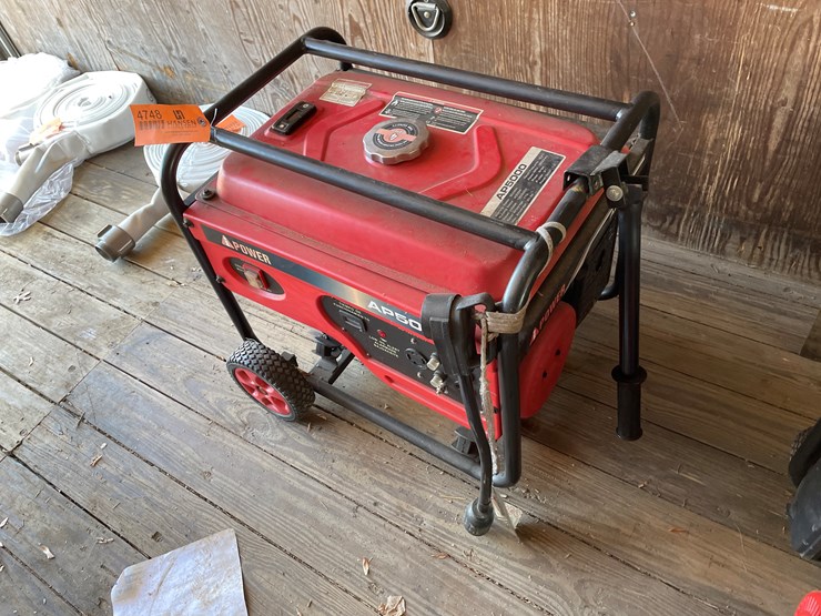 #4748-•-ap-5000-gas-generator-image-2