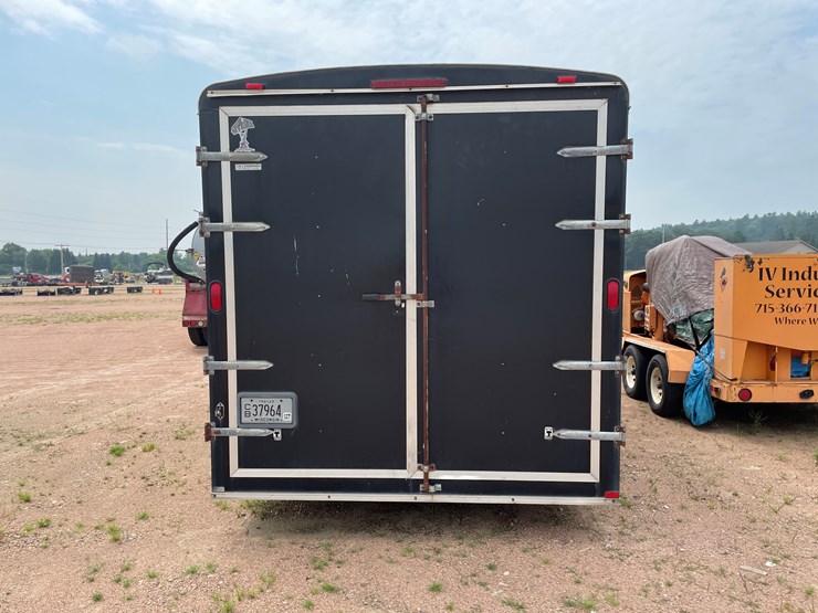 #4729-•-2006-16.5'-tandem-axle-enclosed-trailer-(has-wi-title)-image-6