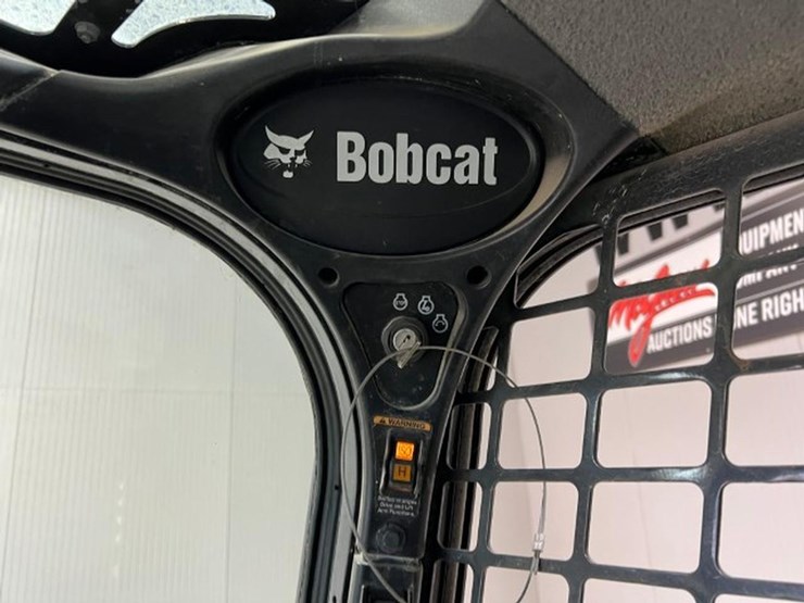 2019-bobcat-s850-image-27