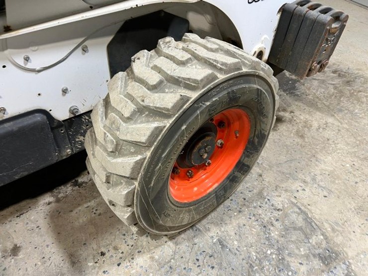 2019-bobcat-s850-image-15