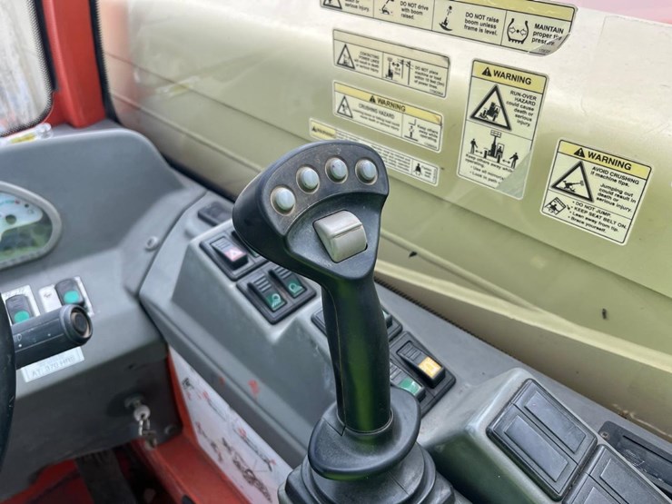 2008-jlg-g6-23a-image-31