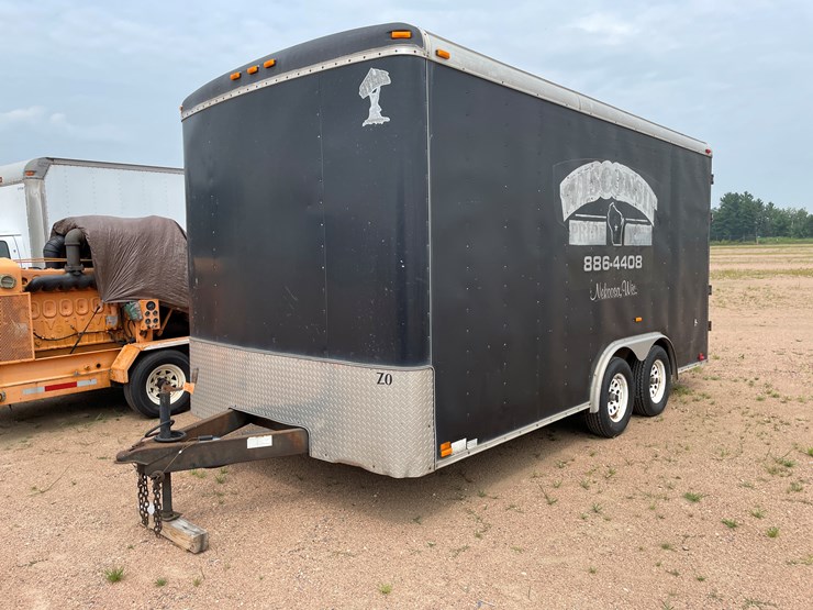 #4729-•-2006-16.5'-tandem-axle-enclosed-trailer-(has-wi-title)-image-1
