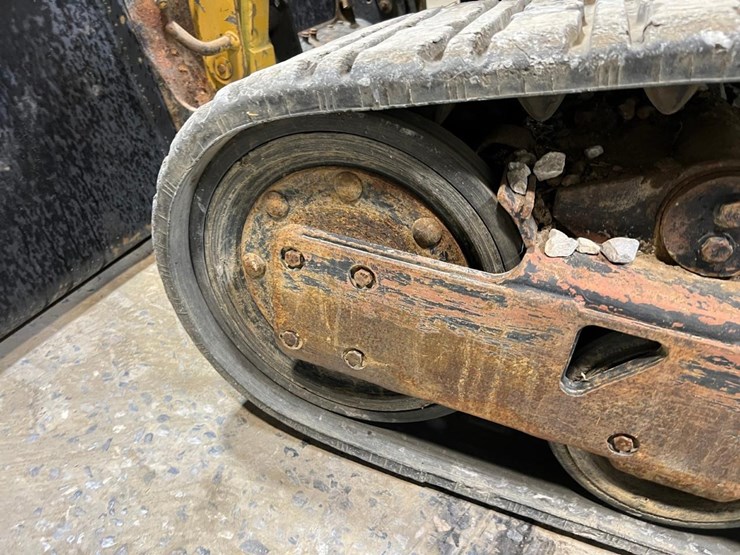caterpillar-287b-image-13