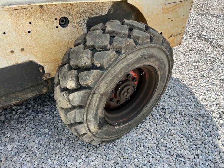 bobcat-s250-image-12