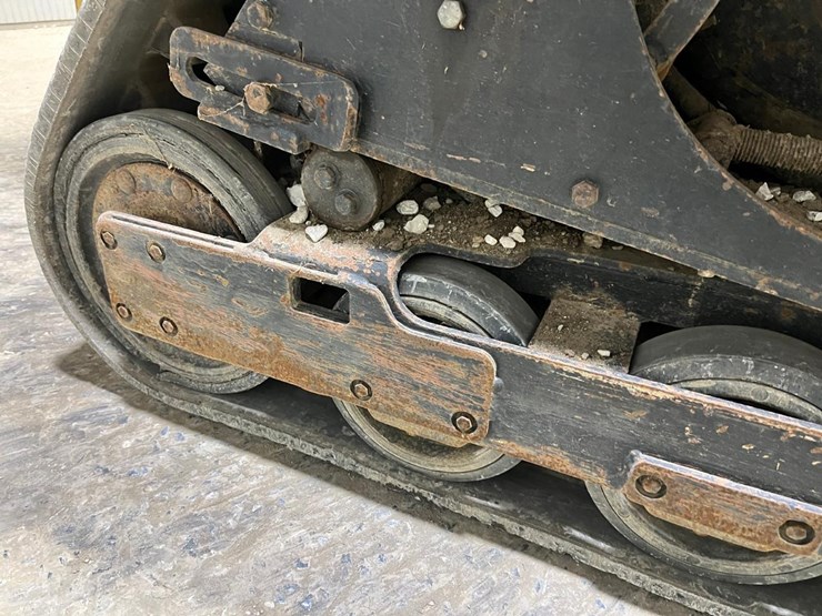 caterpillar-287b-image-19