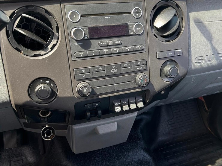 2016-ford-f350-image-14